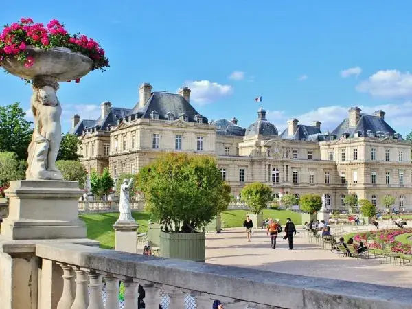 latin quarter paris,barrio latino paris,